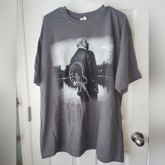 B.B. King 2011 Blue Legend Tour Shirt  Double Sided  SZ2XL Short Sleeve Crew Nec - Picture 1 of 7